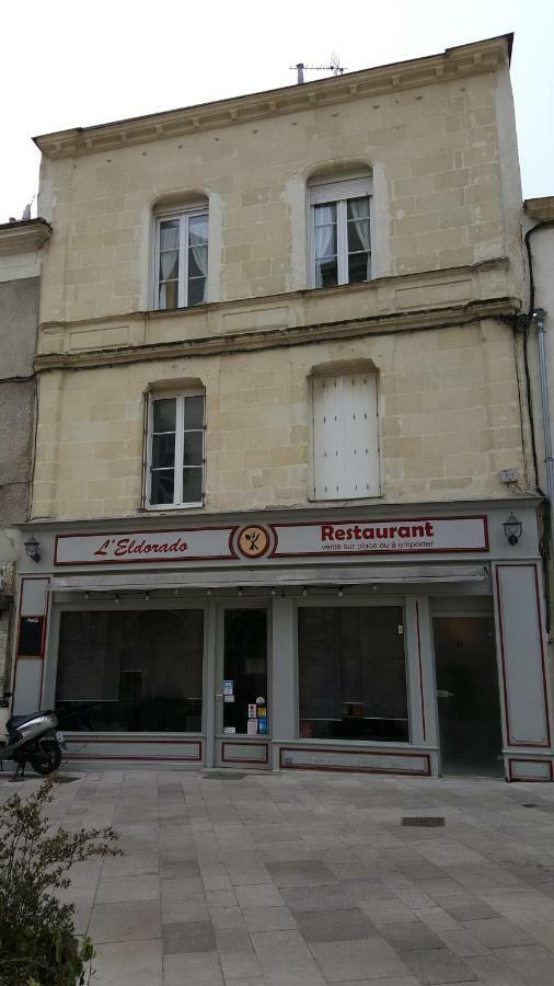 Grand Appartement Chaleureux Thouars Kültér fotó